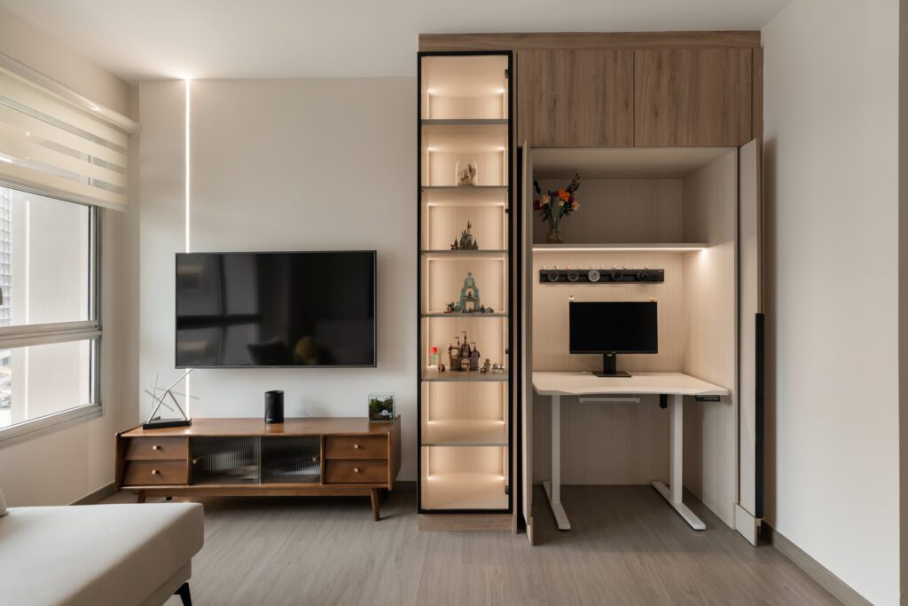 221A TENGAH GARDEN WALK